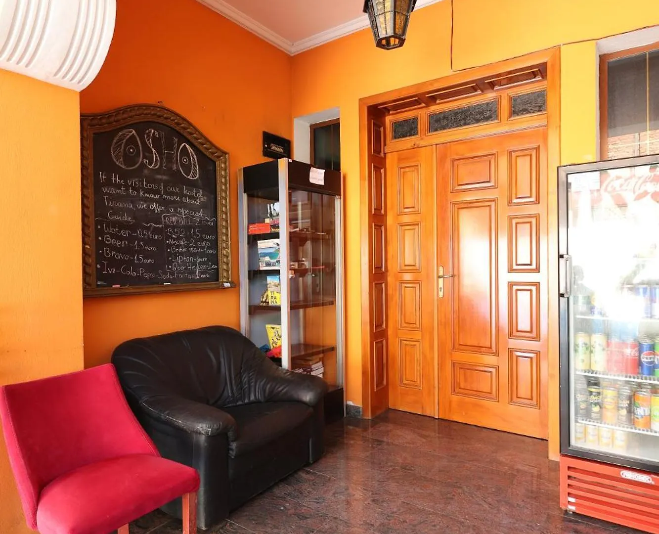 Hostel Osho Tirana 0*,  Albania